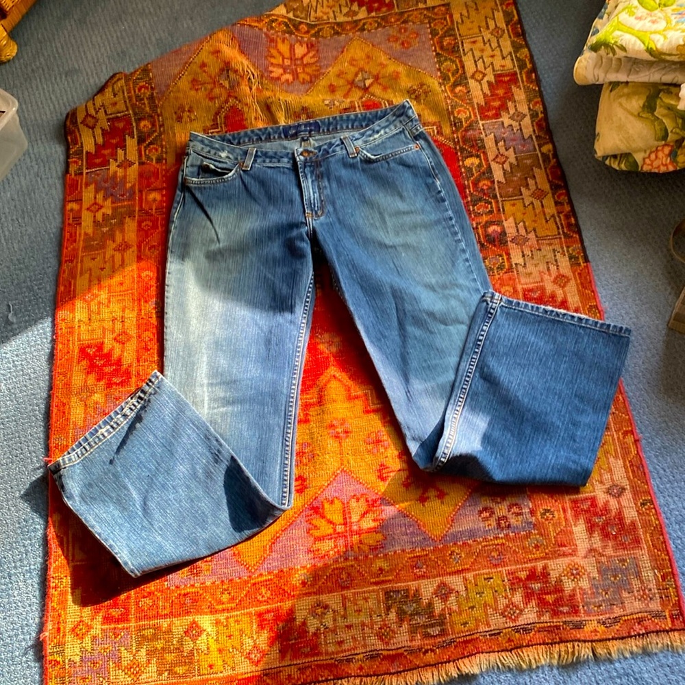 Barely worn๐ต๏ธEarl jeans weathered